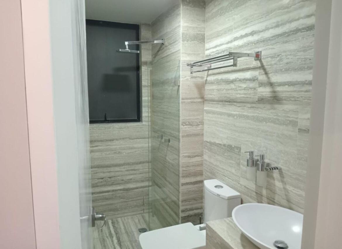 With Balcony In The Heart Of The * Mexiko-Stadt