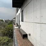 Apartment With Balcony In The Heart Of The City