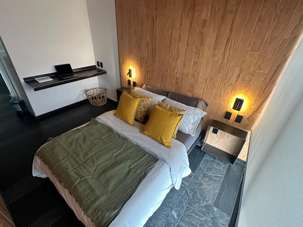 Apartment With Balcony In The Heart Of The